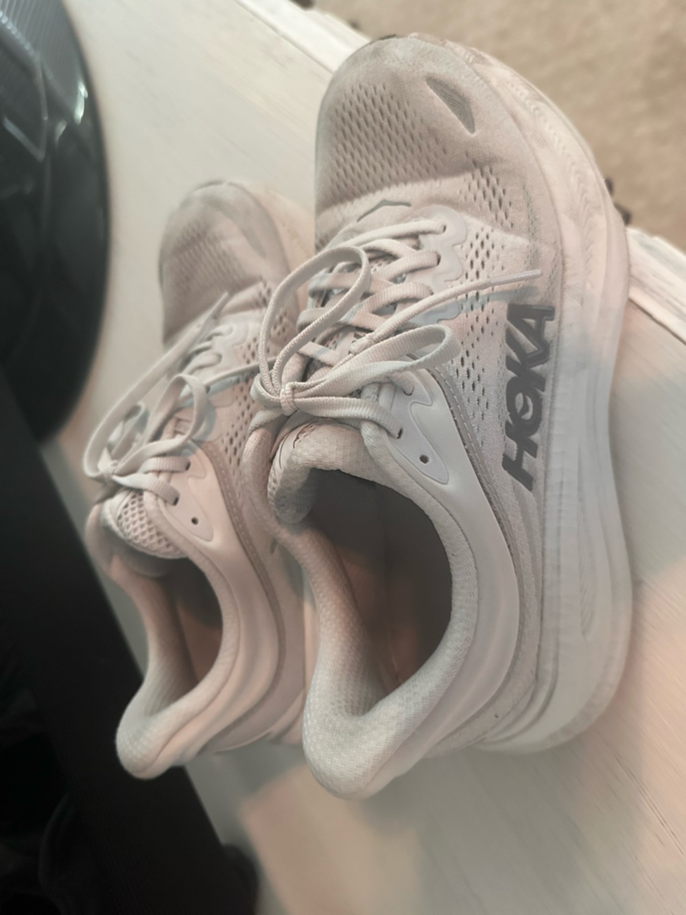 HOKA Women's Bondi 9 Running Shoes (Size 7.5)